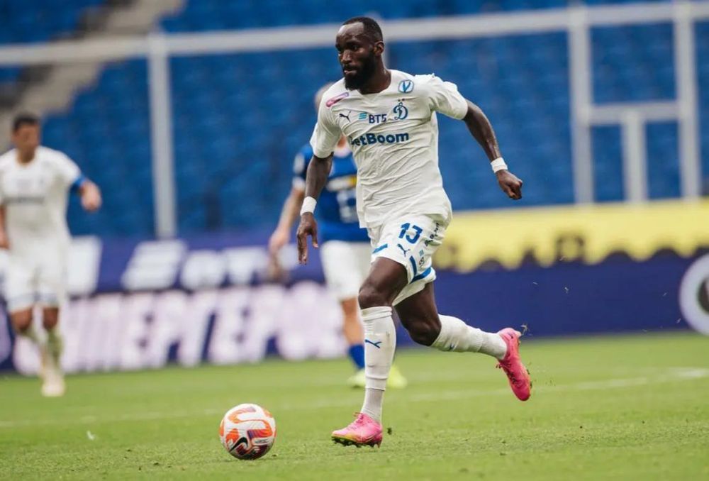 Нападающий «Динамо» Нгамале пропустит ответный матч Кубка России против «Зенита» Нападающий «Динамо» Нгамале пропустит ответный матч Кубка России против «Зенита»