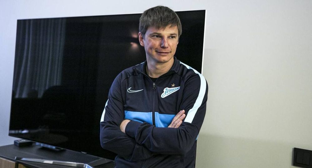 Бывший селекционер «Зенита»: Аршавину будет легче понимать Семака, чем Рибалте