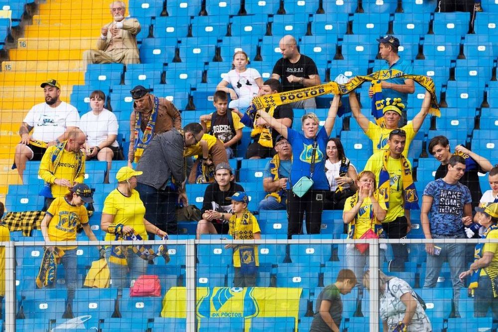 Фомин назвал ужасной атмосферу на матчах с Fan ID