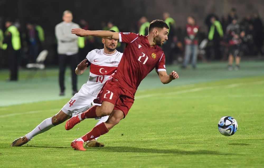 Тикнизян рассказал, как из-за Карпина решил играть за Армению, а не Россию Тикнизян рассказал, как из-за Карпина решил играть за Армению, а не Россию