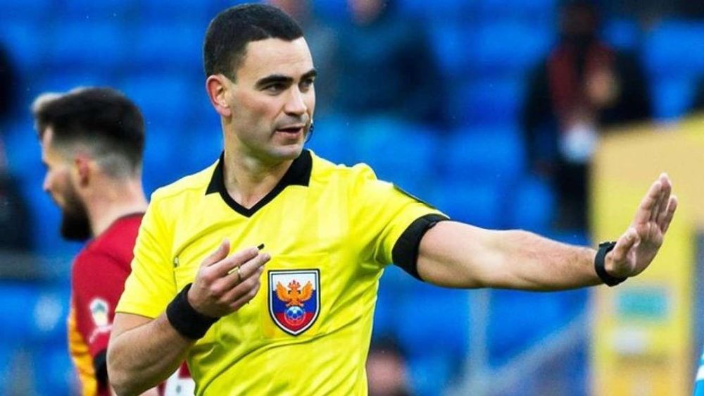 Глава судейского комитета заявил, что Бобровский не отсудит ближайшие матчи 