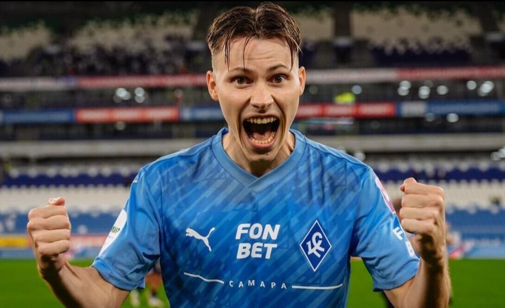 Михаил Галактионов настаивает на трансфере Ивана Олейникова в «Локомотив» зимой