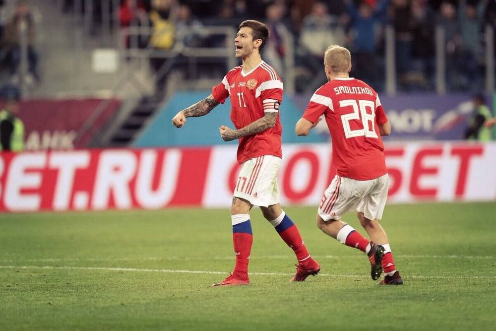 Россия вырвала ничью в матче со сборной Испании