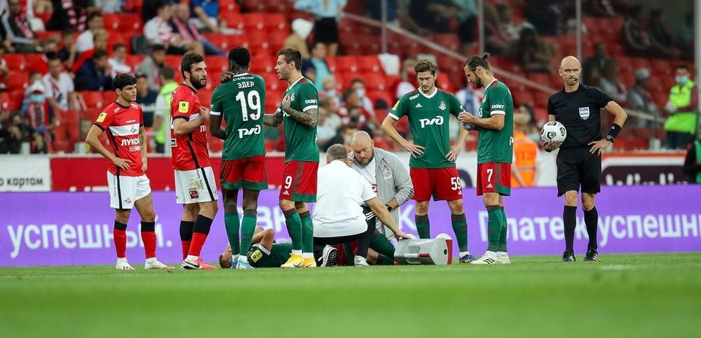 Баринова прооперировали в Риме