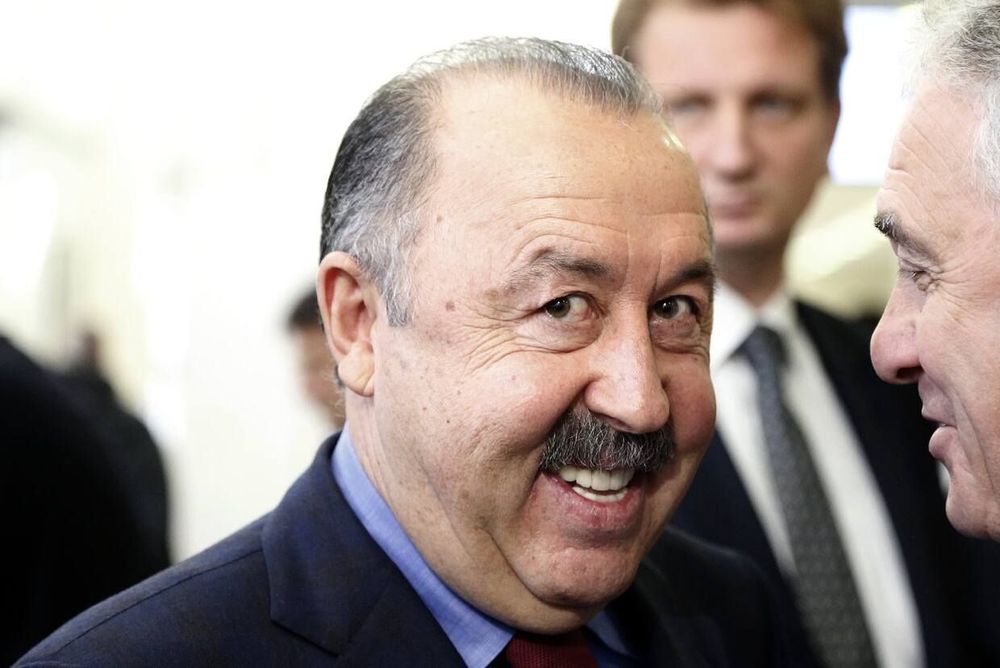 Газзаев: Важно, что нас не исключили из ФИФА. Наши команды только отстранили