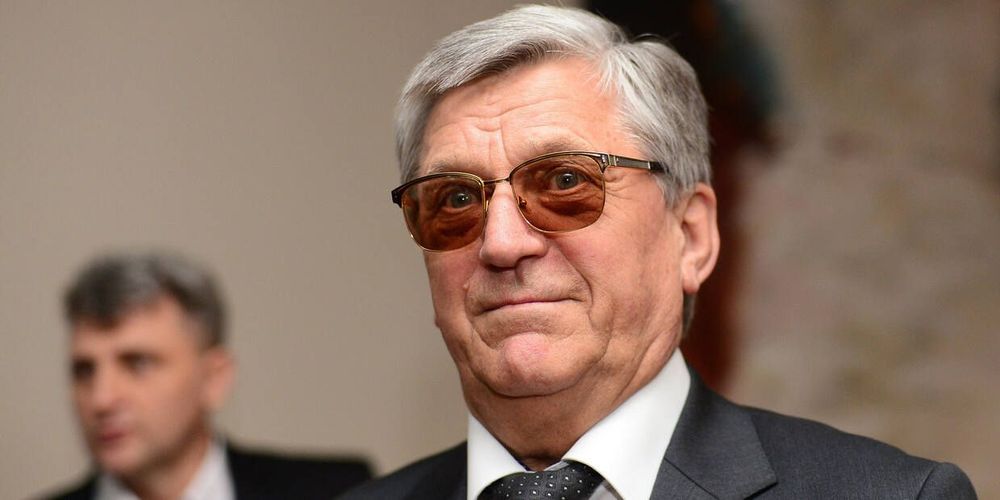 Тихонов разнес руководство российского биатлона