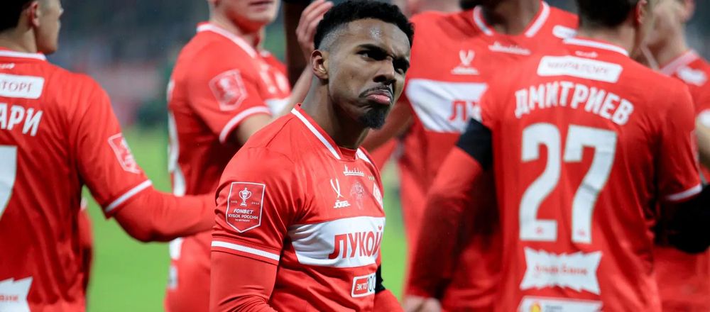 «Спартак» — не мой уровень, дайте мне «Манчестер Юнайтед». Ташуев поиронизировал о своем будущем