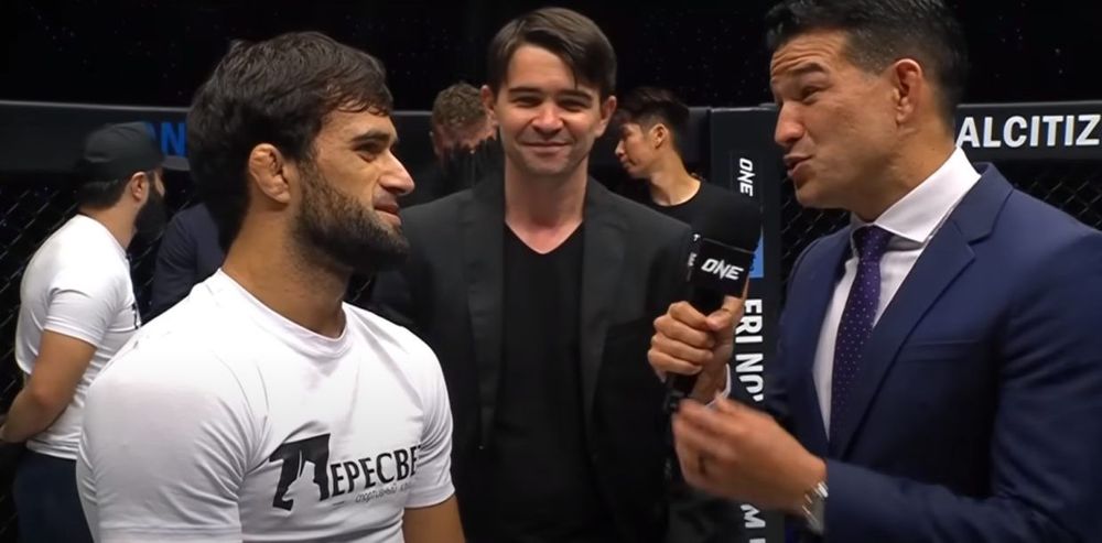 Бой Гасанова включили в кард Оne Fight Night 18