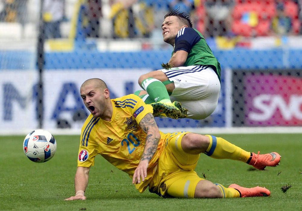 «Ярик, шо за дела?» Реакция украинских фанатов на переход Ракицкого в «Зенит» «Ярик, шо за дела?» Реакция украинских фанатов на переход Ракицкого в «Зенит»