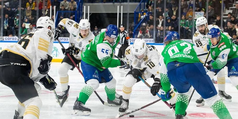 «Адмирал» отыгрался с 0:2 в третьем матче серии с «Салаватом Юлаевым» «Адмирал» отыгрался с 0:2 в третьем матче серии с «Салаватом Юлаевым»