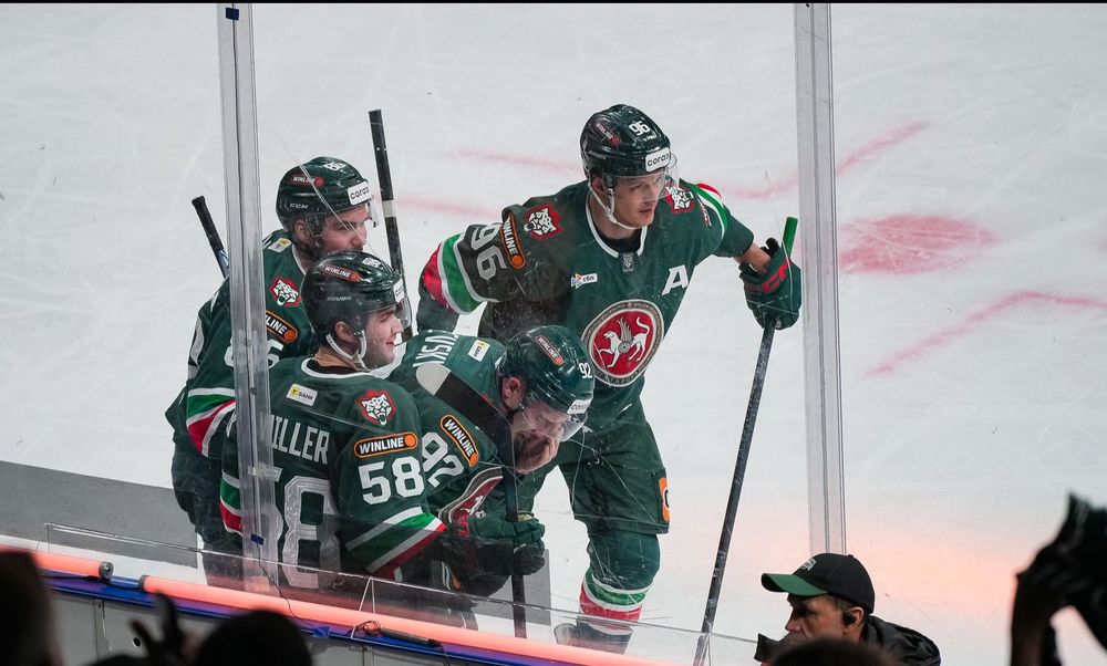 «Ак Барс» не оставил шансов «Металлургу» и одержал 10-ю подряд победу в КХЛ