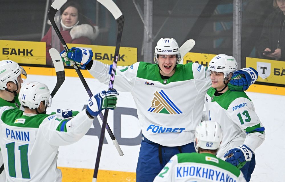 «Салават Юлаев» одолел «Северсталь» и прервал свою серию из поражений в КХЛ