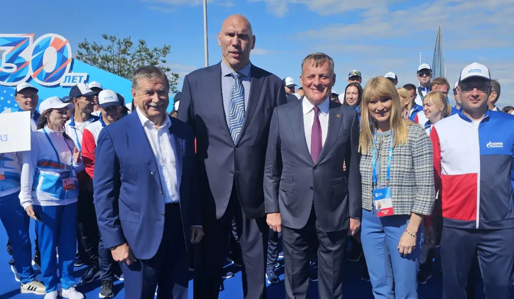 Валуев: Будем надеяться, что Дерипаска не сбросит хоккей с мячом как надоедливый актив