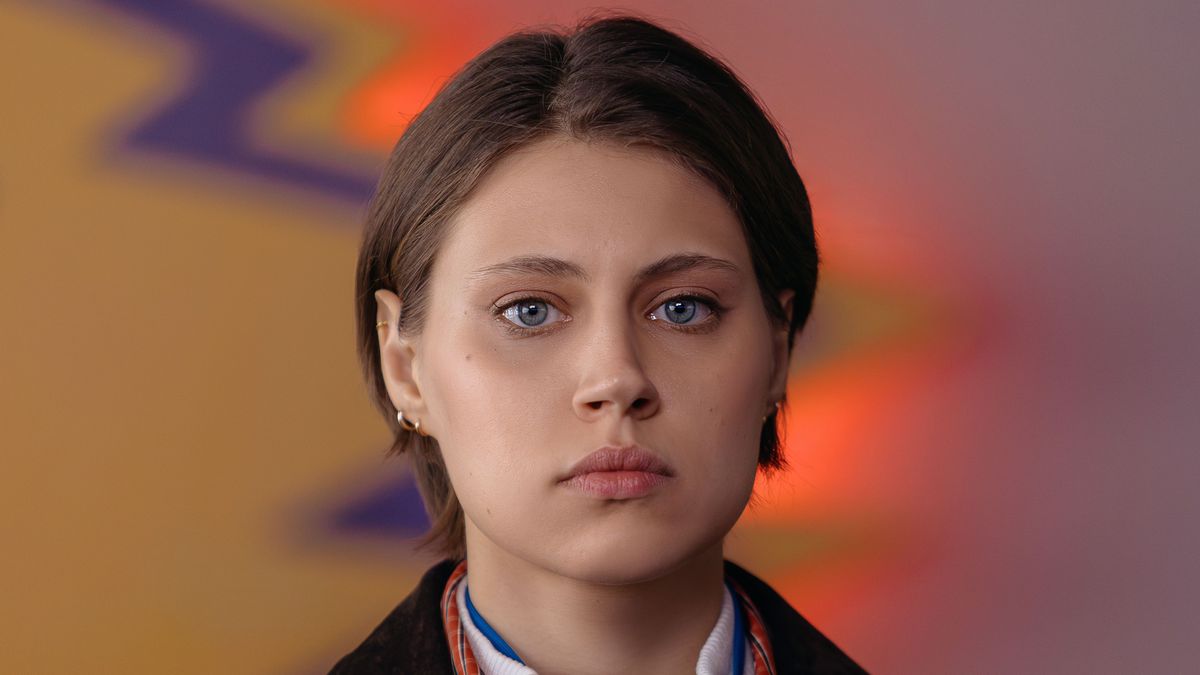 «Я предпочитаю культурные потрясения». Интервью с актрисой Юлией Ильиной – о «Седьмом игроке» и профессии 

