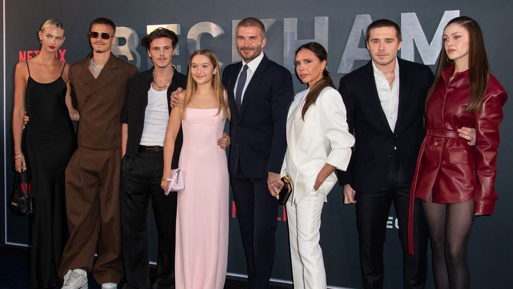 «Кровь не гуще воды». Что за жуткий конфликт происходит в семье Дэвида Бекхэма