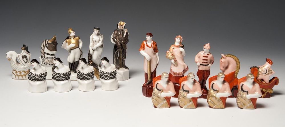 Спорт в искусстве. Гид по Петербургу. Фарфоровые шахматы из собрания Русского музея