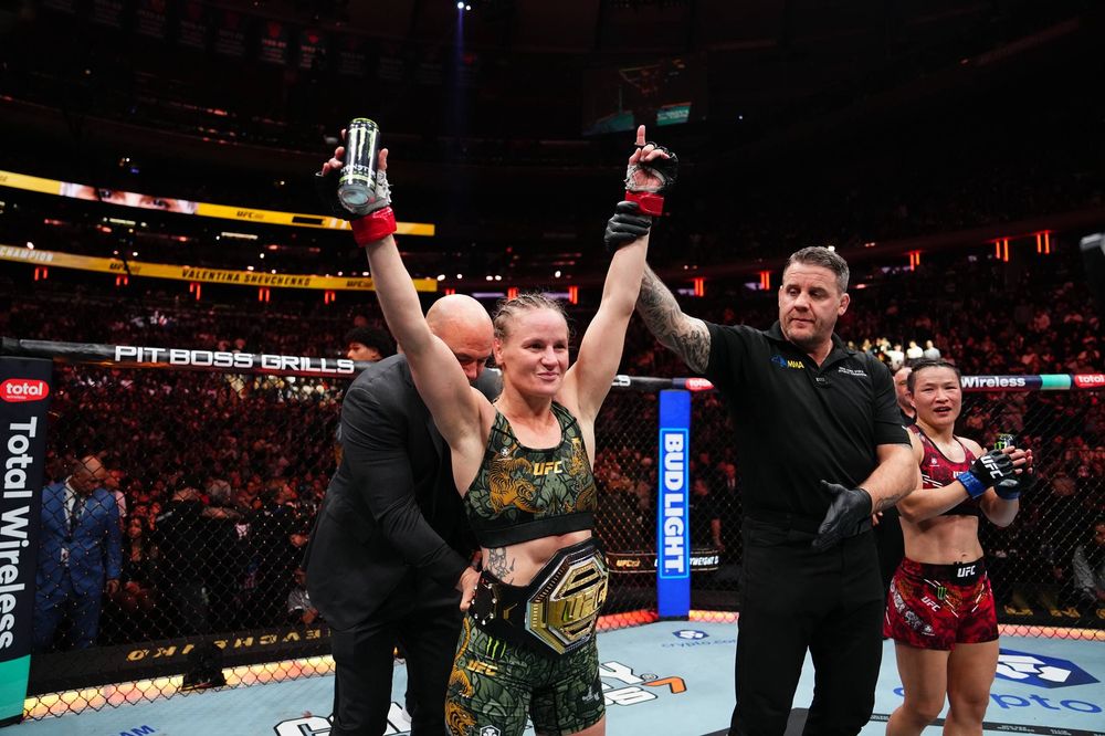 Валентина Шевченко одолела Вэйли Чжан, повторив рекорд UFC всех времён