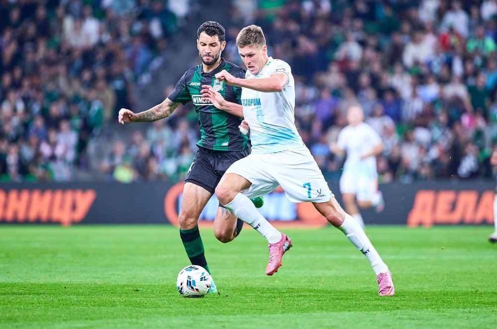 Угаров: «Зенит» играл с «Краснодаром» вдесятером. Соболев выглядел безобразно