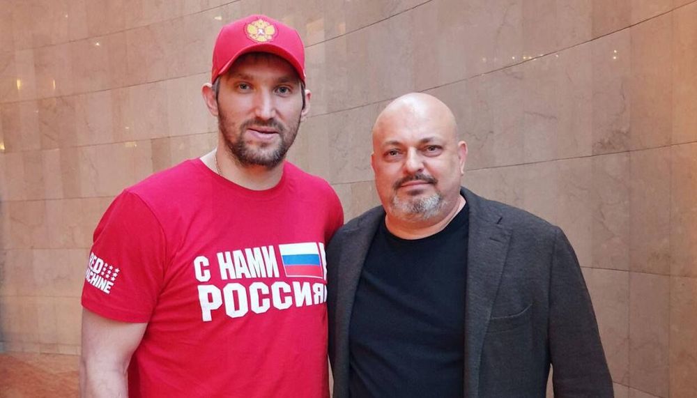 Звезды сборной России по хоккею могут завершить карьеру в Эмиратах