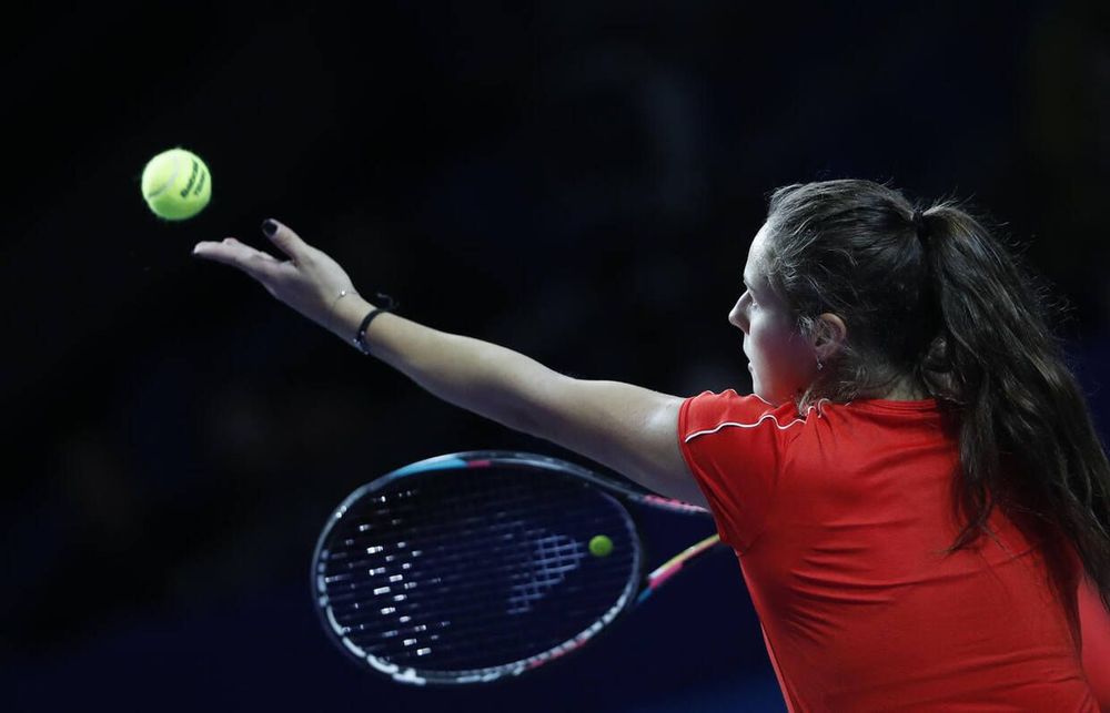 «Мой тренер приехал в шапке-ушанке – русеет». Касаткина готовится к старту на Ladies Trophy