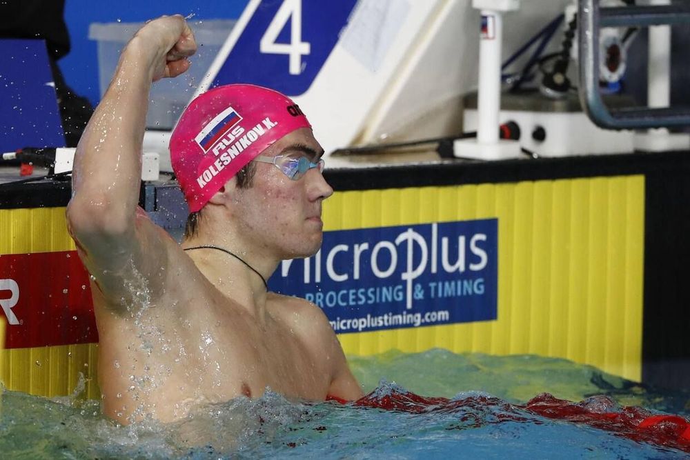 Рекордсмен мира чуть не плачет: россиянин Колесников выиграл бронзу