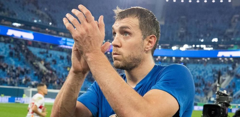 Дзюбе есть смысл заступиться за фанатов «Спартака». Это поможет ему на Евро-2020