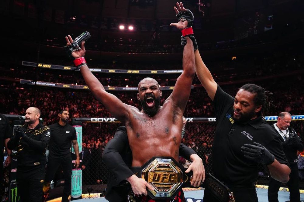 Завершивший карьеру Джон Джонс вернулся в пул тестирования UFC