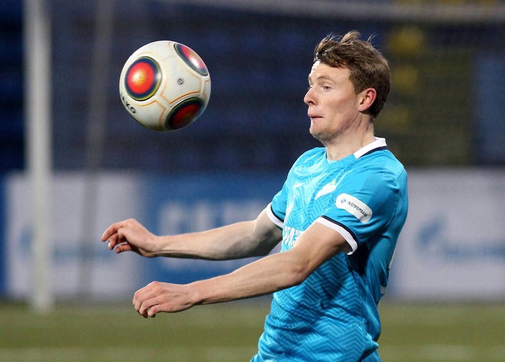 Защитник «Зенита-2» Евгений Чернов: Если забью «Спартаку», посвящу гол супруге Защитник «Зенита-2» Евгений Чернов: Если забью «Спартаку», посвящу гол супруге