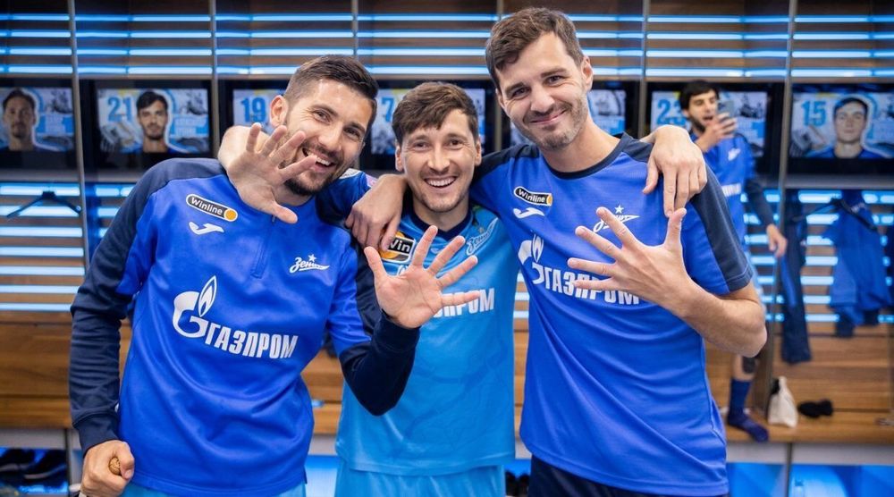 Кузяев хочет играть в Европе. Черчесов готов побороться за переход Далера в «Ференцварош»