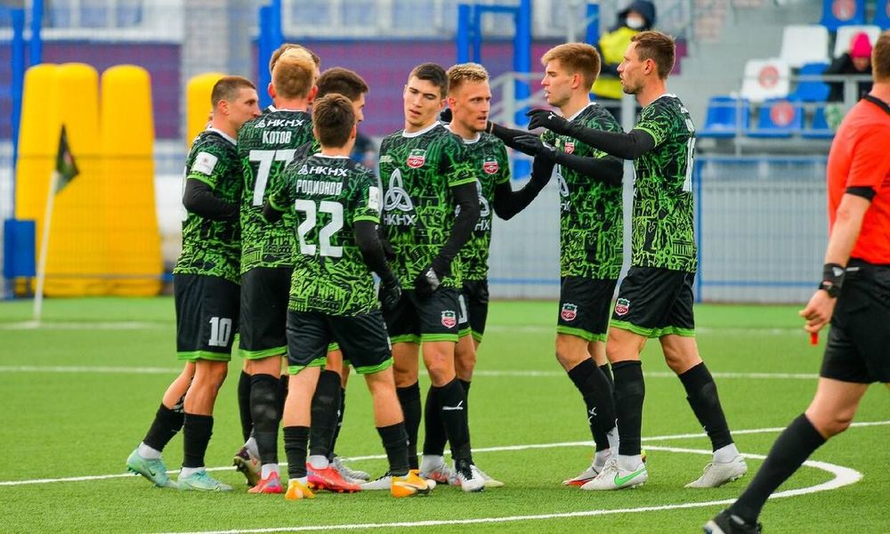 «Регламент не должен меняться за несколько туров до конца» – главный тренер «Нефтехимика» о расширении РПЛ «Регламент не должен меняться за несколько туров до конца» – главный тренер «Нефтехимика» о расширении РПЛ