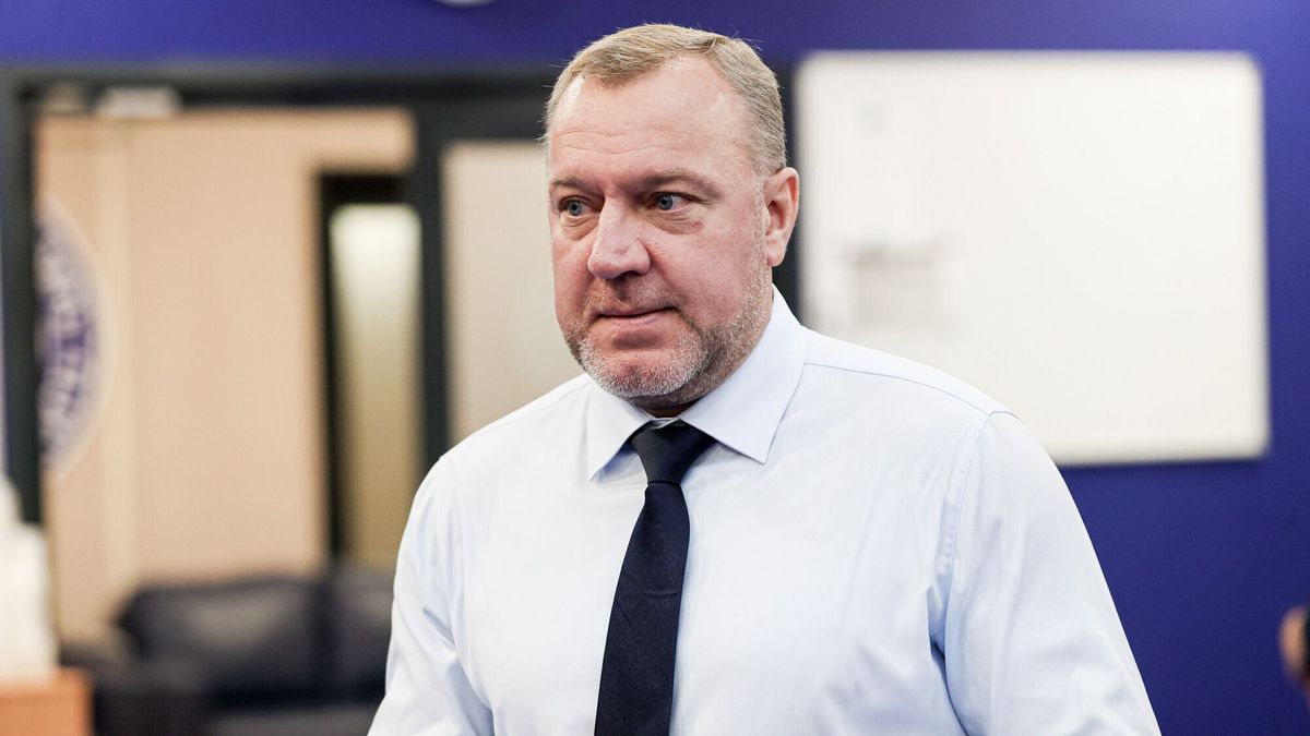 Тренеры Миронов, Епанчинцев и Терещенко вслед за Ларионовым покинули СКА