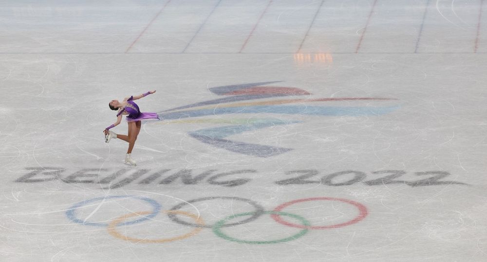 Валиева и Кондратюк вывели Россию в лидеры командного турнира Олимпиады Валиева и Кондратюк вывели Россию в лидеры командного турнира Олимпиады