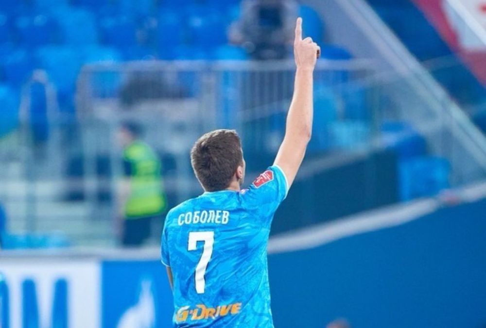 Семак о Соболеве: Он ещё поможет команде