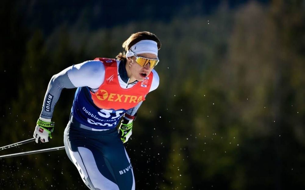 Коростелев занял восьмое место в масс-старте на Кубке мире в Гомсе