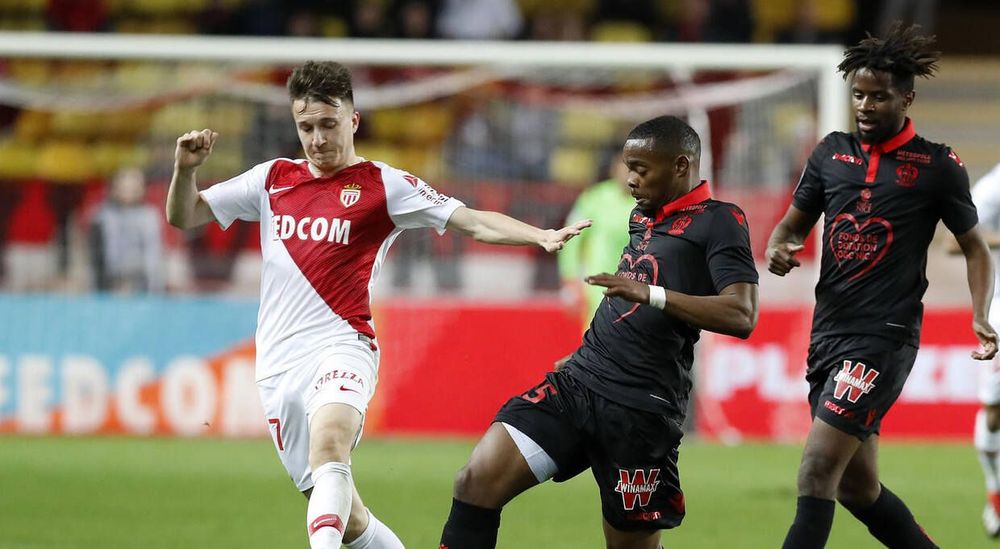 Геннадий Орлов назвал Головина «подсобным рабочим» Геннадий Орлов назвал Головина «подсобным рабочим»