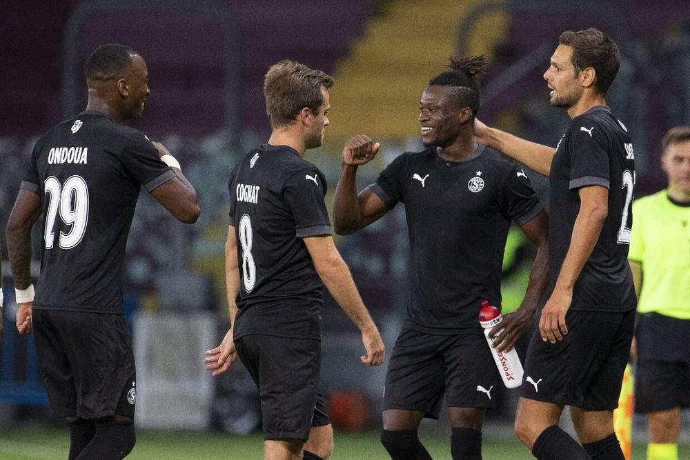 Камерунец Гаэль Ондуа: «Всегда говорил, что Россия – приоритет, но обратной связи не получил» Камерунец Гаэль Ондуа: «Всегда говорил, что Россия – приоритет, но обратной связи не получил»