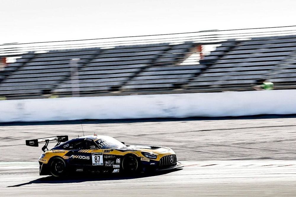 Экипаж Богуславского стал вторым по итогам сезона GT World Challenge Europe Sprint Cup
