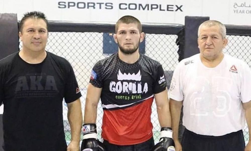 Отец Хабиба Нурмагомедова поблагодарил работников скорой помощи, назвав их воинами Отец Хабиба Нурмагомедова поблагодарил работников скорой помощи, назвав их воинами