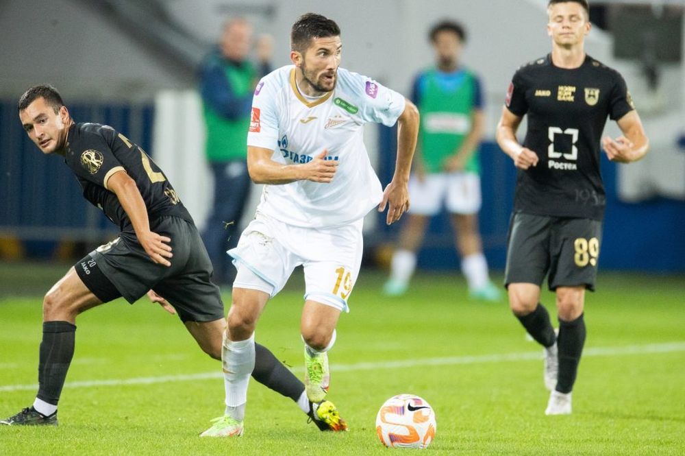 Сутормин не покинет «Зенит» в летнее трансферное окно Сутормин не покинет «Зенит» в летнее трансферное окно