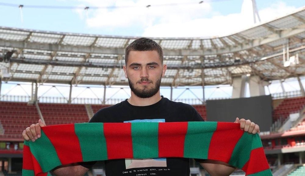 Воспитанник «Динамо» Ненахов подписал контракт с «Локомотивом»