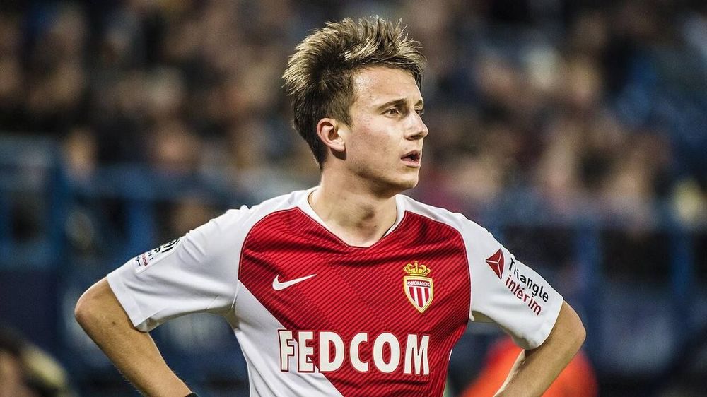 Александр Головин остался в России