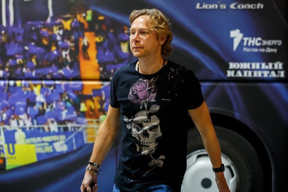 Генич заявил, что Карпин может стать главным тренером «Спартака» Генич заявил, что Карпин может стать главным тренером «Спартака»