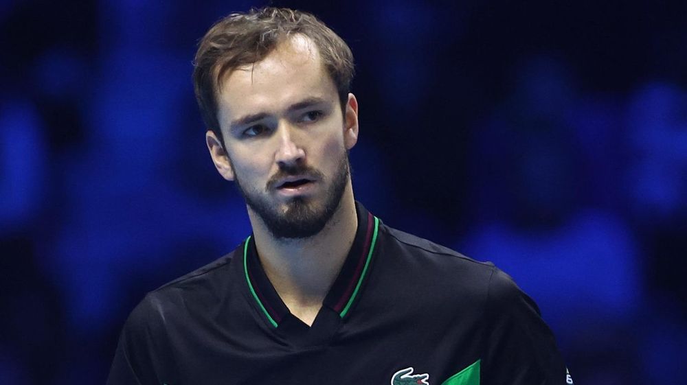 Медведев вышел в 1/4 финала Australian Open