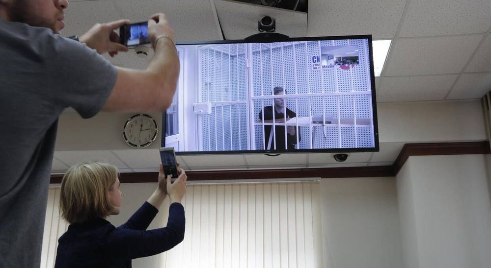 «Не знаю, удастся ли поздравить родных». Кокорин тоскует из-за своей тяжелой доли