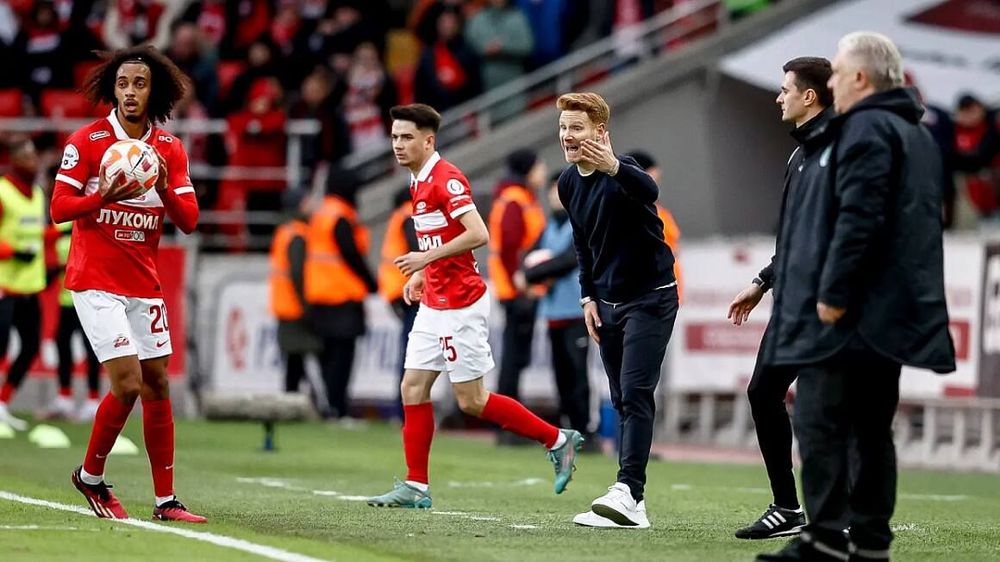 Семин сравнил игру «Спартака» при Абаскале и Романцеве Семин сравнил игру «Спартака» при Абаскале и Романцеве