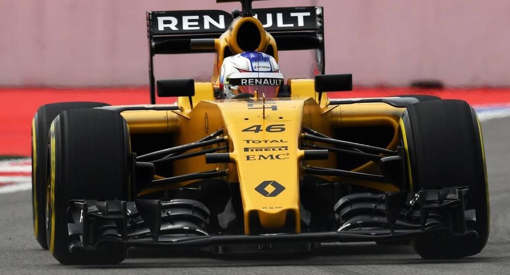 Сироткину снова дадут болид «Рено» в Барселоне