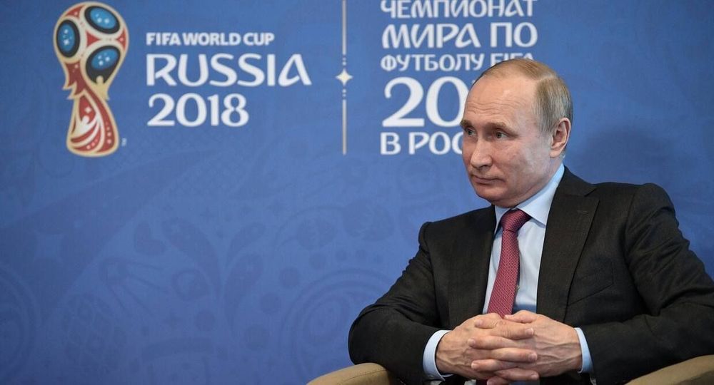 Владимир Путин примет наследного принца Саудовской Аравии и посетит церемонию открытия ЧМ-2018 Владимир Путин примет наследного принца Саудовской Аравии и посетит церемонию открытия ЧМ-2018