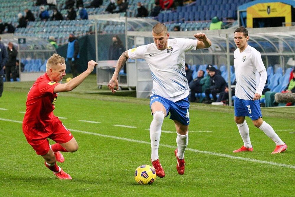 Защитник «Сочи» Миладинович получил российский паспорт, но об игре за сборную России не думает