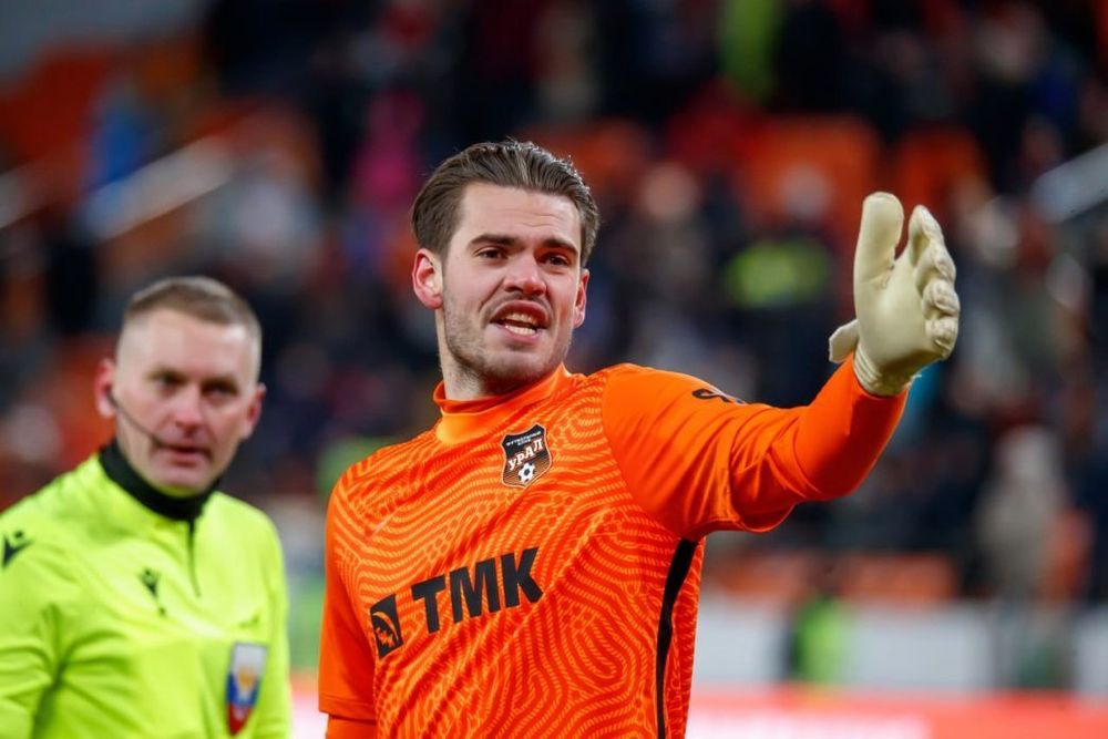 Агент Сафонов: Будем по Помазуну работать в зимнюю паузу