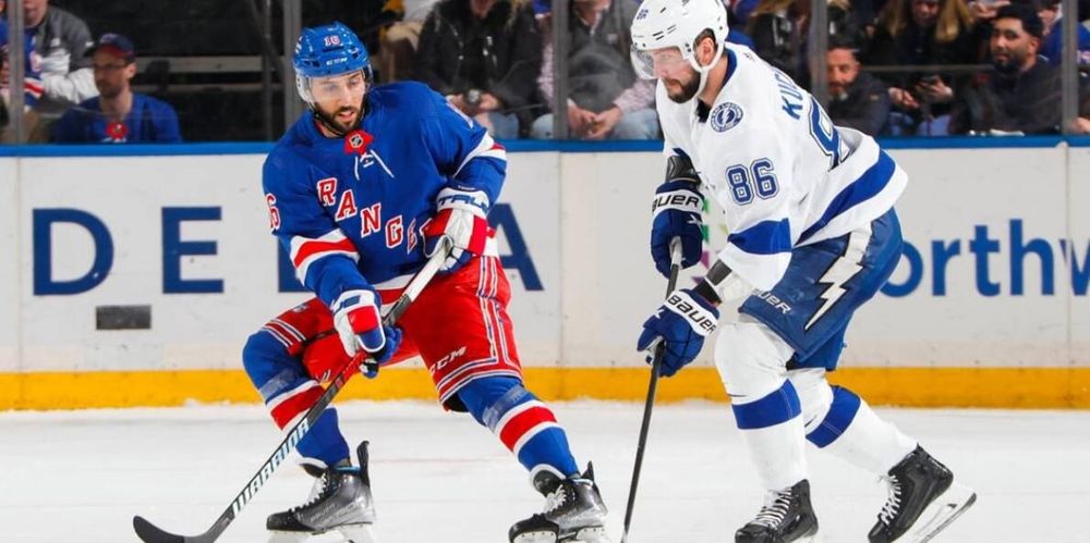 «Тампа» проиграла «Рейнджерс» и прервала победную серию, четыре россиянина отличились результативными действиями «Тампа» проиграла «Рейнджерс» и прервала победную серию, четыре россиянина отличились результативными действиями